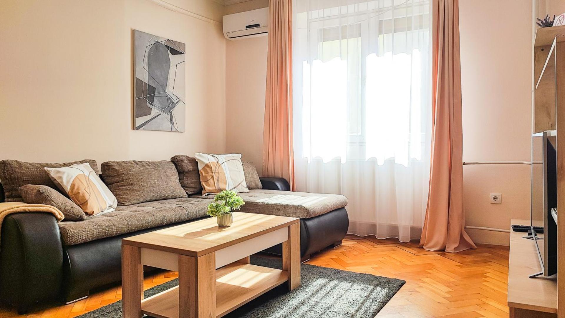 Filinhome Jaksica Suite Novi Sad Extérieur photo